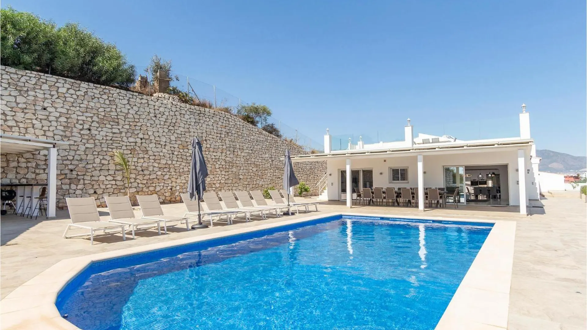 بيت للعطل 7 Bedroom Beautiful Home In Las Lagunas De Mijas فوينخيرولا
